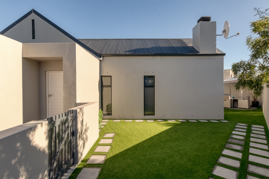 3 Bedroom Property for Sale in Aan de Wijnlanden Western Cape